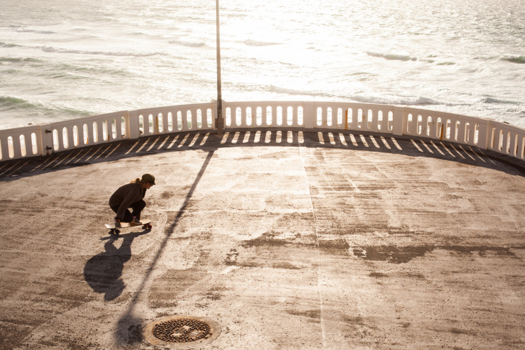 santa cruz_portugal_surfing_surf portugal_alenka mali_skateboarding